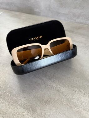 Coach Pale Pink Sunglasses – Coconut 582773 – 55‑17‑140